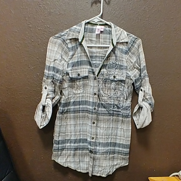 Rolled Sleeve Embroidered Button Up - Picture 1 of 3